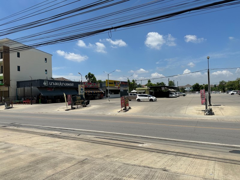 ขายหรือให้เช่า อาคารพาณิชย์ 3 ชั้นครึ่ง  เลขที่ 55/40 หมู่บ้านสุขนิเวศน์ 9  แก้วอินทร์,บางแม่นาง บางใหญ่ นนทบุรี 